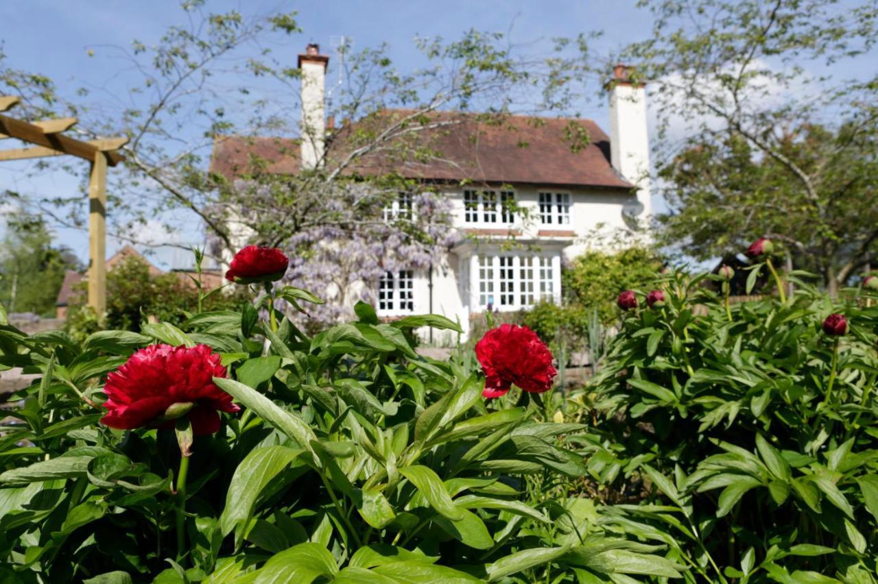 Church Farm B&B Near Telford And Ironbridge Шифнал Екстериор снимка