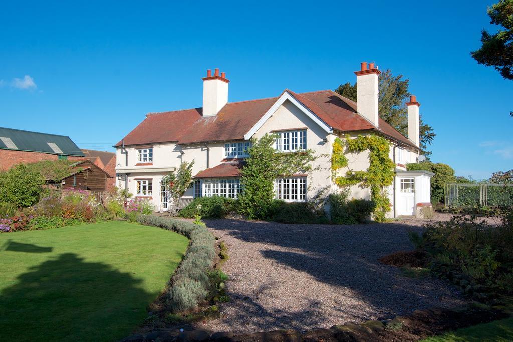 Church Farm B&B Near Telford And Ironbridge Шифнал Екстериор снимка